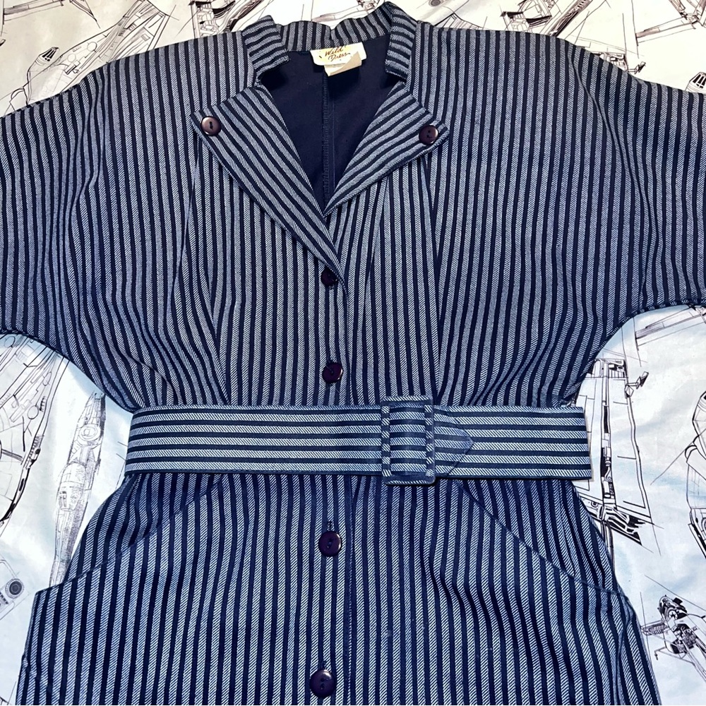 Vintage Wild Dress Women’s Short Sleeve Button-Up Dress with Belt and Pockets - Picture 7 of 14